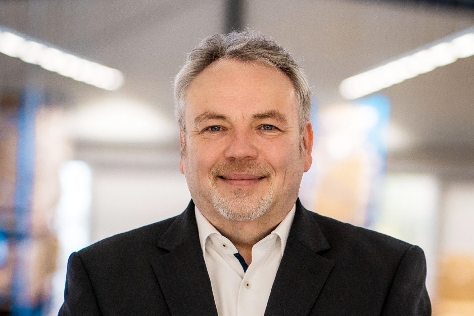 Featured image for “Sven-Peter Meins bringt langjährige Erfahrung in der Lichtbranche mit”